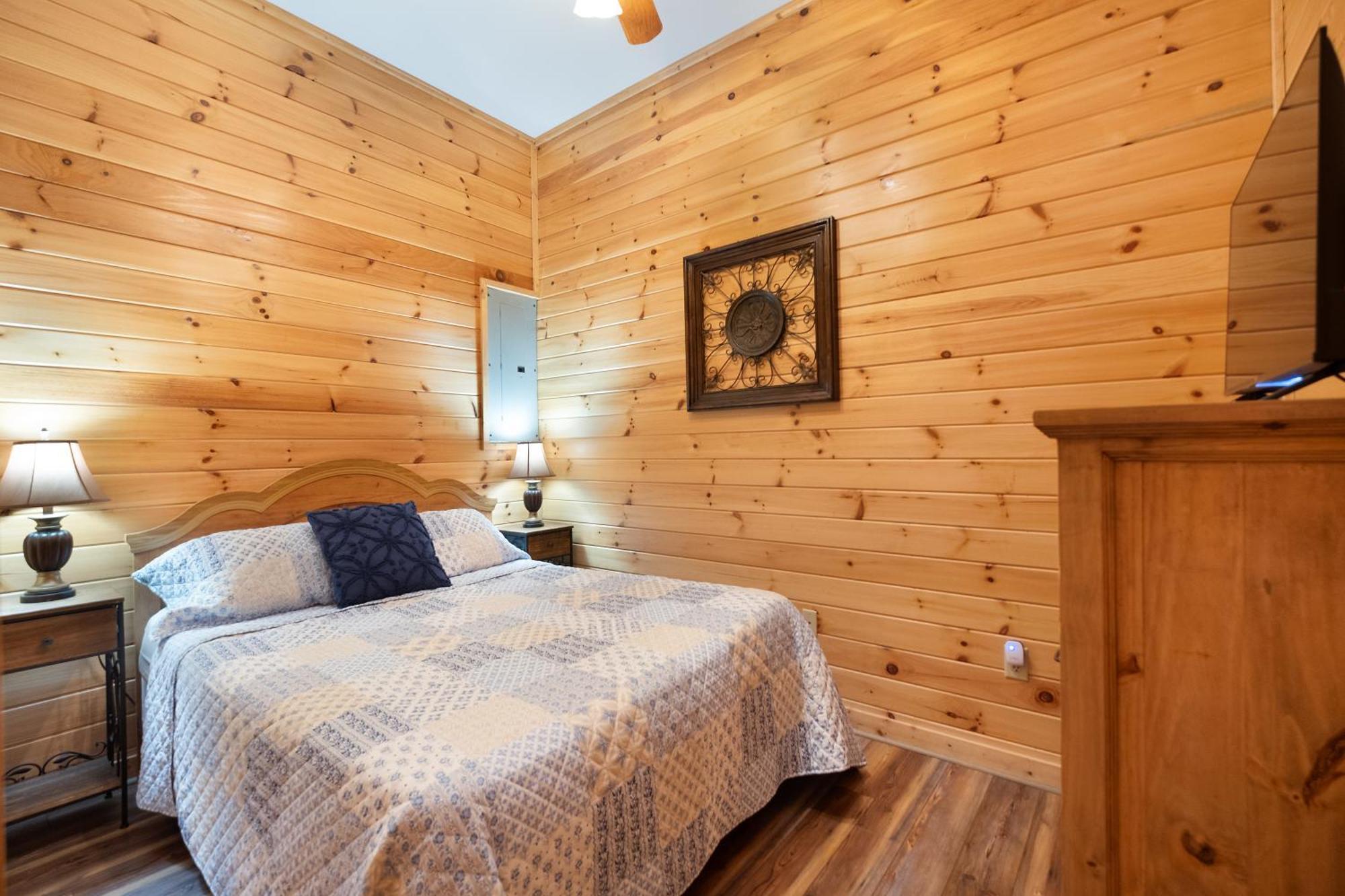 Private Smoky Mountain Luxury Log Home With 2 Fireplaces, Hot Tub & Community Pool Sevierville Buitenkant foto