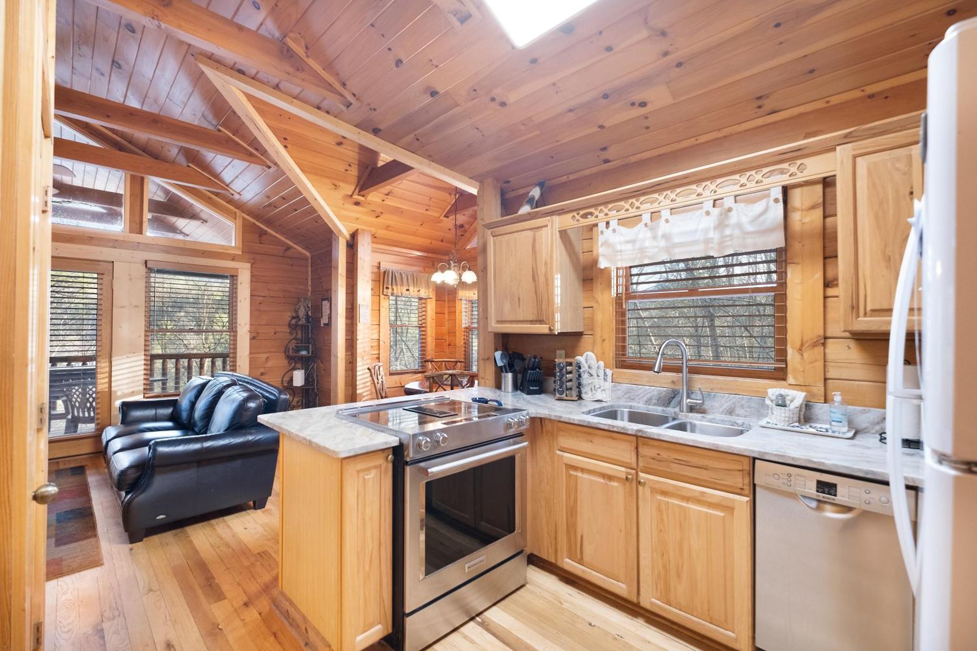Private Smoky Mountain Luxury Log Home With 2 Fireplaces, Hot Tub & Community Pool Sevierville Buitenkant foto
