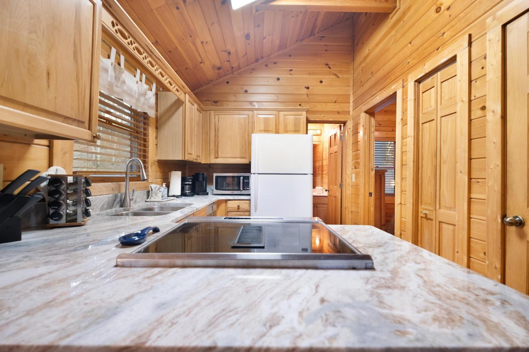Private Smoky Mountain Luxury Log Home With 2 Fireplaces, Hot Tub & Community Pool Sevierville Buitenkant foto