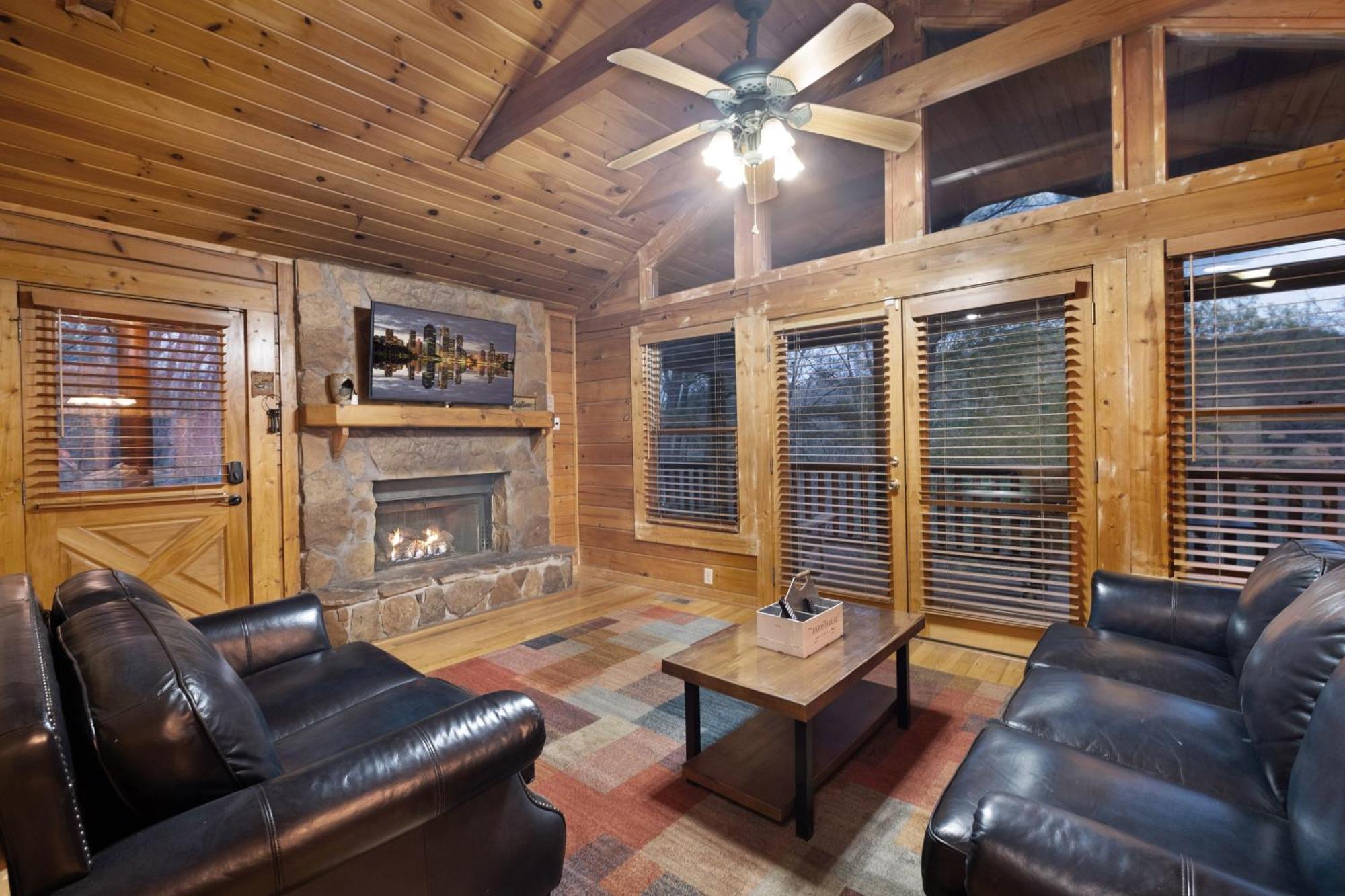 Private Smoky Mountain Luxury Log Home With 2 Fireplaces, Hot Tub & Community Pool Sevierville Buitenkant foto