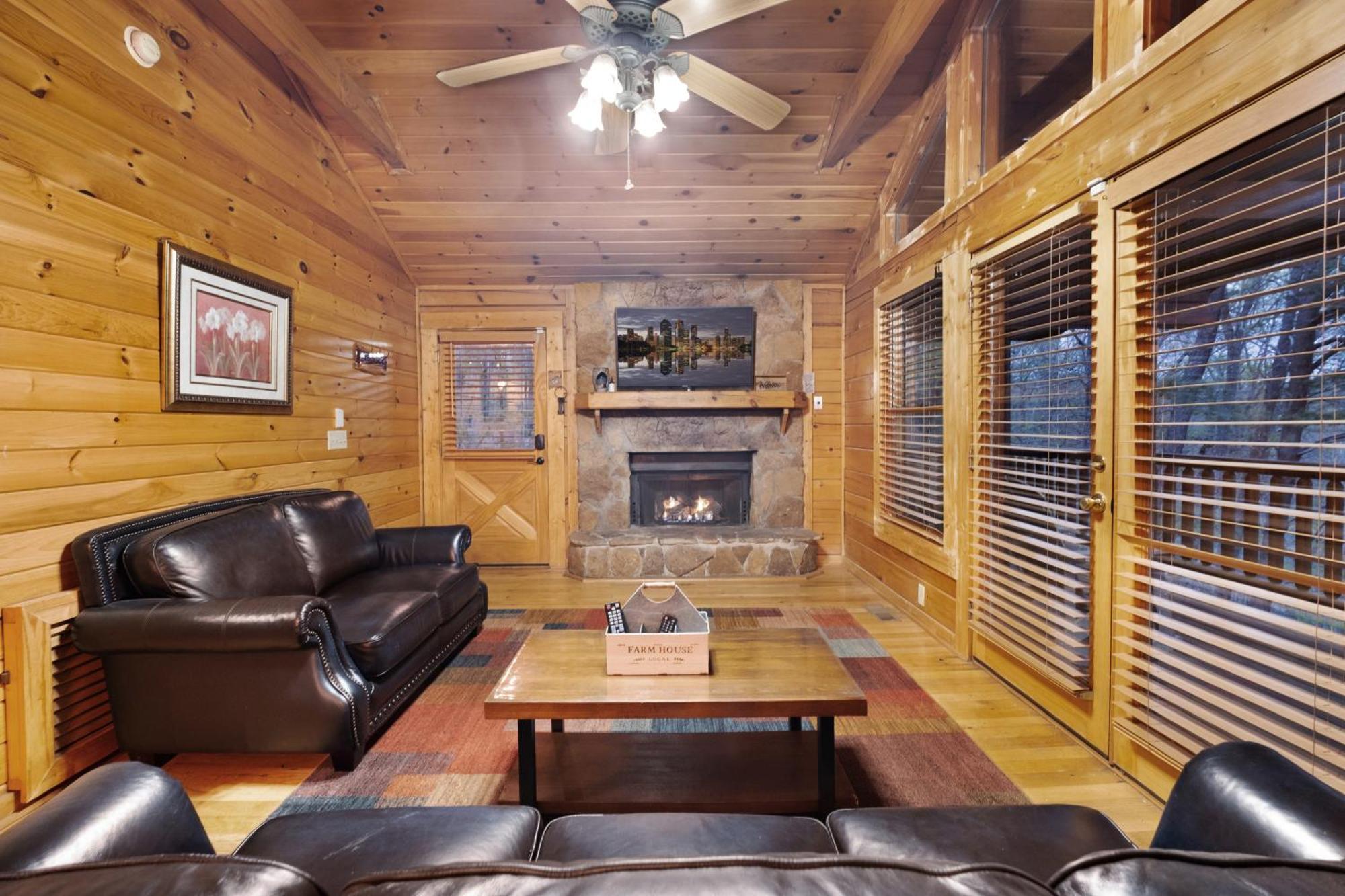 Private Smoky Mountain Luxury Log Home With 2 Fireplaces, Hot Tub & Community Pool Sevierville Buitenkant foto